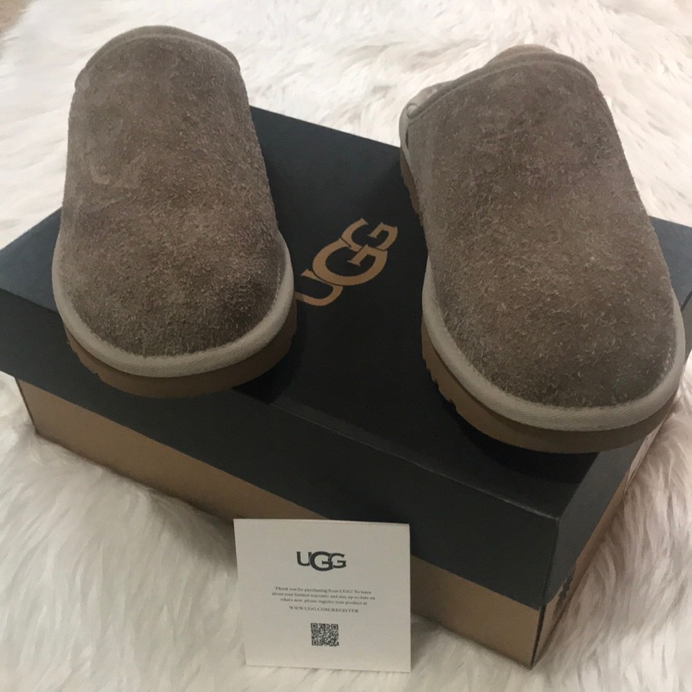 UGG Men's Tan Slippers